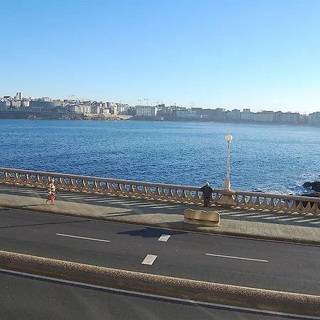 Cristal 2 מלון א-קורוניה