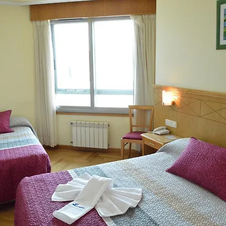 Cristal 2 2* א-קורוניה