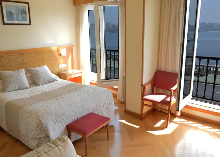 Cristal 2 2* La Coruña